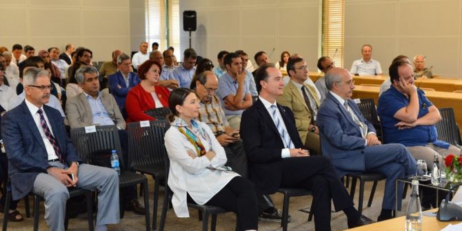 İtü’de ’15 Temmuz Demokrasi Ve Milli Birlik Günü’ Paneli Düzenlendi