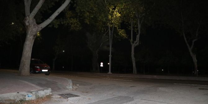 Adana’da İki Kadın Silah Zoruyla Arabaya Bindirilerek Kaçırıldı