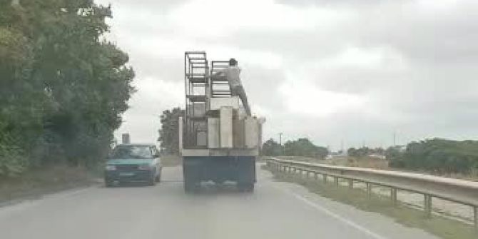 Can Güvenliğini Hiçe Sayan Taşıma Yöntemi Kamerada