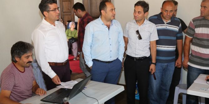 Finike Belediyesi’nden Öğrencilere Destek