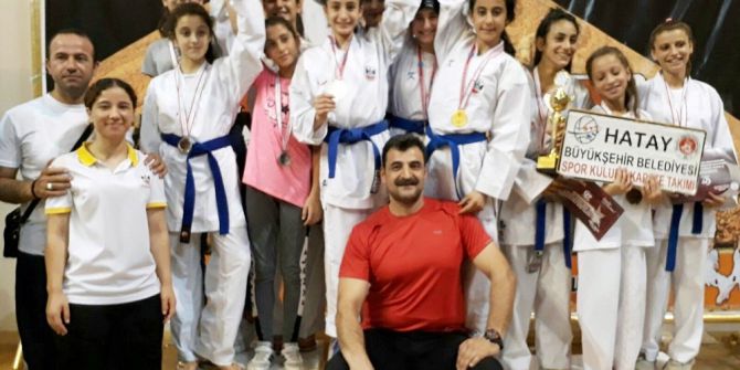 Diyarbekirspor Karatecileri Adıyaman’da Şov Yaptı