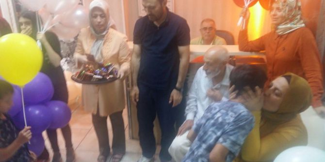 11 Yaşındaki Kızlarını Trafik Kazasına Kurban Veren Aileden Örnek Davranış