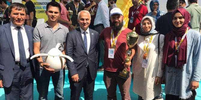 Saü’lü Öğrenciler Yarışmaya “Uçan Yumurta” İle Katıldı