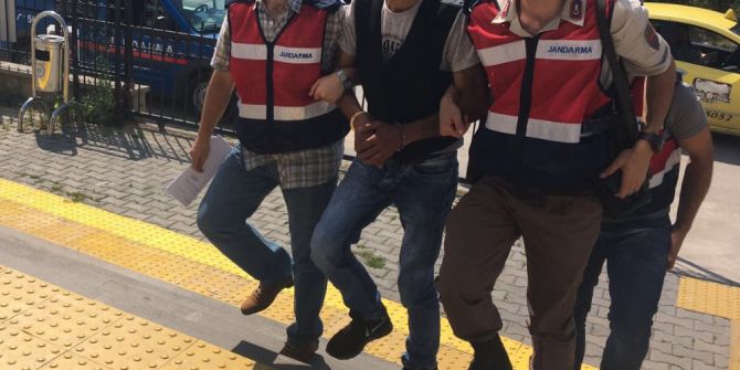 Jandarma Cezaevi Firarisini Evinde Yakaladı