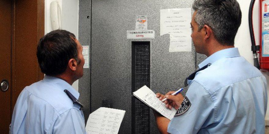 Bakımı Geçen Asansörlere Mühür