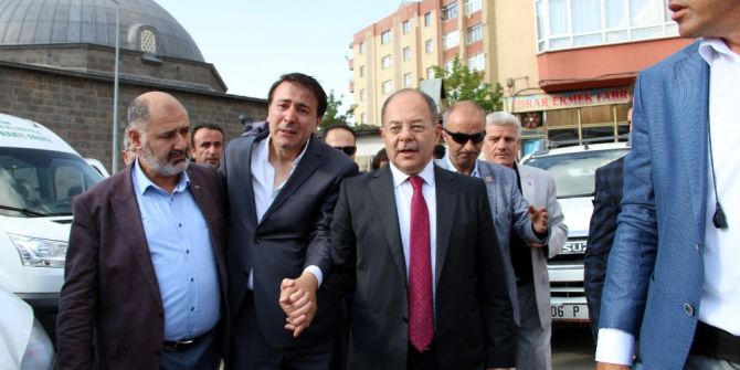 Başbakan Yardımcısı Recep Akdağ, Milletvekili Aydemir’in Annesinin Cenazesine Katıldı