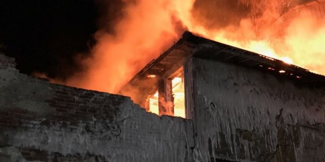 Boş Bina Küle Döndü