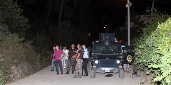 Maceracı Rus Turistlerin Fener Işığı Vatandaşı Sokağa Döktü