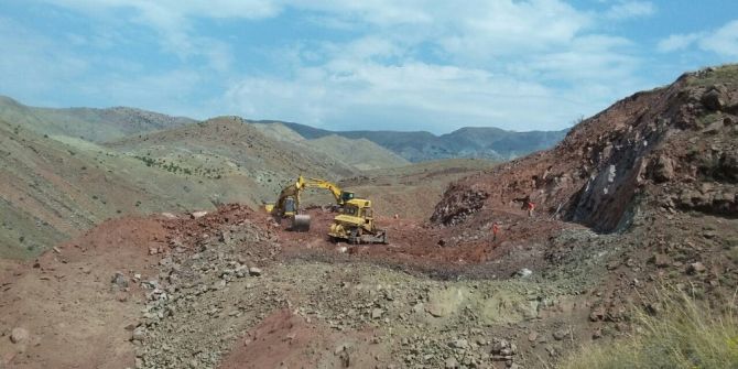 Erzincan Kemah Tuzlaköy Barajında Çalışmalar Devam Ediyor