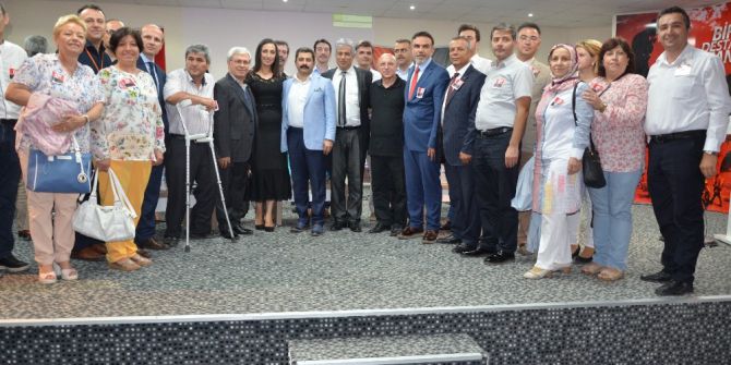 Kamu Hastaneleri Birliği’nden “Demokrasi Zaferi Ve Şehitleri Anma Programı”