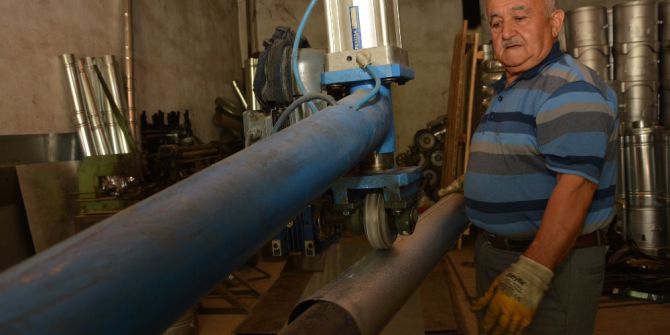 Antalya’da Yılın Ahisi 48 Yıllık Soba Ustası Oldu