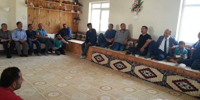 Tarım İl Müdürü, Gökçedere’de Kurbanlık Yetiştiricileri İle Toplantı Yaptı