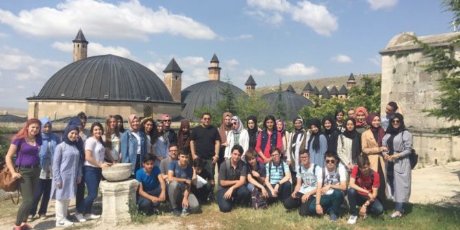 Genç Atölye’de Eğitimler Devam Ediyor