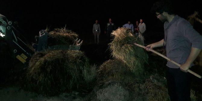 Çaldıran’da Bin Bağ Ot Yandı