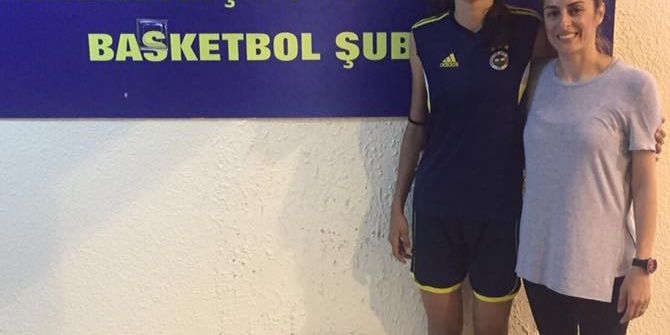 Burhaniyeli Genç Kız Fenerbahçeye Transfer Oldu