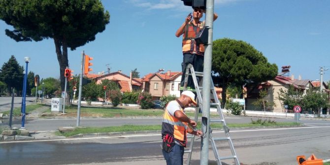 Burhaniye’de, Konuşan Sinyalizasyon Sistemi Yapıldı