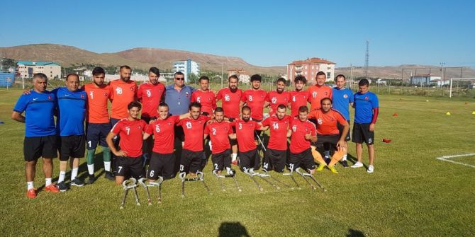 Milli Sporcular Avrupa Şampiyonasına Hazırlanıyor