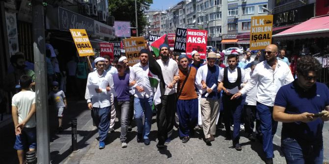 Bayrampaşa’da Gençler, Mescid-i Aksa İçin Yürüdü