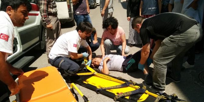 Kamyonetle Çarpışan Bisikletli Çocuk Yaralandı