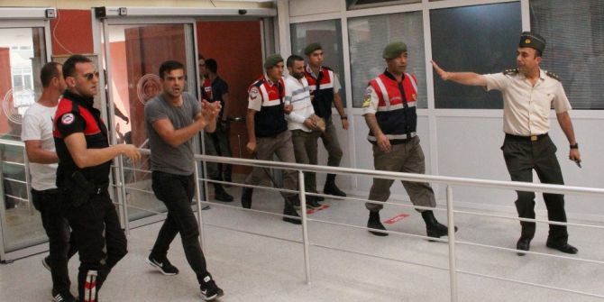 Halk Otobüsündeki Askeri Darp Eden 10 Kişi Adliyeye Sevk Edildi