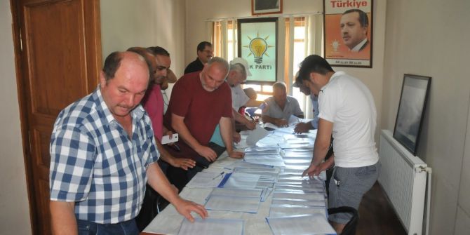 Akçakoca’da Ak Parti Delege Seçimi Başladı
