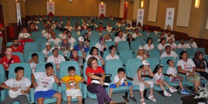 Hemofilili Çocuklar Kampta Moral Depoladı