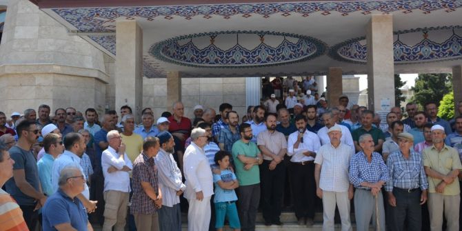 İsrail’in Kudüs Kuşatması Protesto Edildi