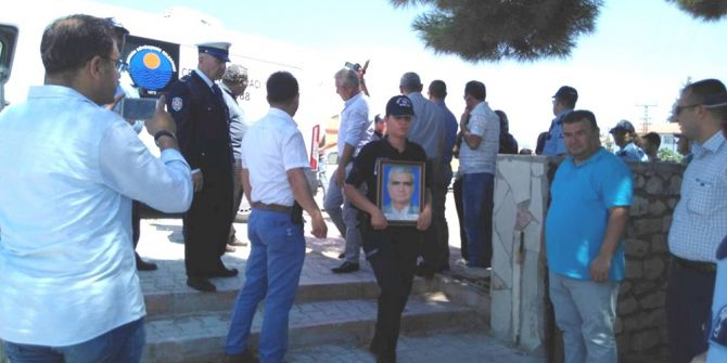 Emekli Emniyet Müdürü Son Yolculuğuna Uğurlandı