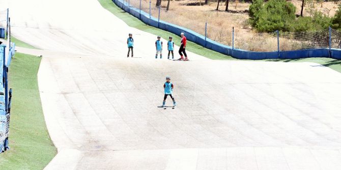 45 Derece Sıcaklıkta Kayak Keyfi