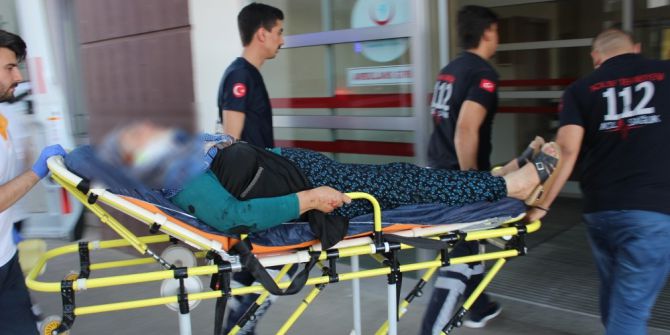 Motosikletten Düşen Kadın Yaralandı