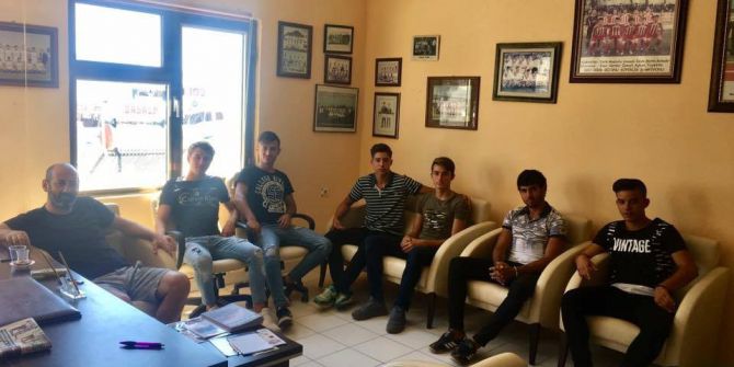 Ayvalıkgücü Belediyespor’da A Takıma Yükselen Genç Oyuncular Buluştu
