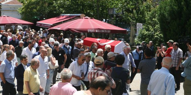 ’Şoför Nebahat’e Son Yolcuğuna Uğurlandı