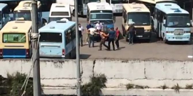 Dolmuş Durağında Silahlı Kavga