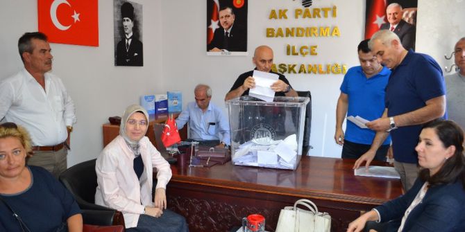 Ak Parti’den Delege Seçimleri Yapıldı