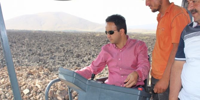 Kaymakam Dundar, Yol Yapım Çalışmalarını Denetledi