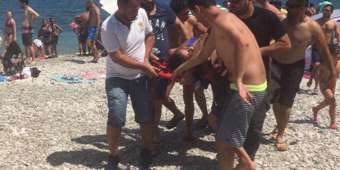 Ecel Doktoru Denizde Yakaladı