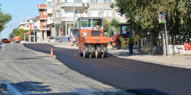 Darıca’da Bozulan Yollar Yenileniyor