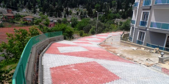 İzmit Belediyesi’nin Çalışmaları Devam Ediyor