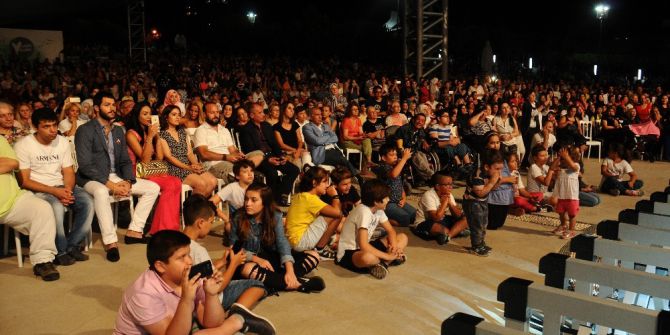 Beylikdüzü’nde Çılgın Sedat Rüzgarı Esti