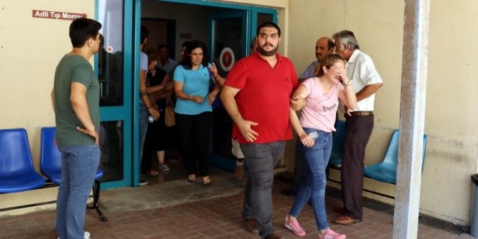 Doktor Eşinin Cenaze Alınırken Feryatları Yürekleri Dağladı