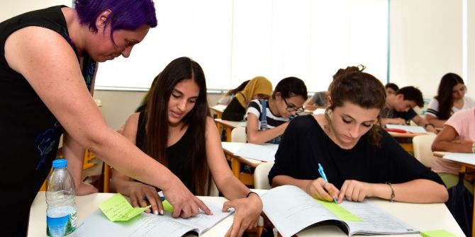 Muratpaşa Odtü Gençlik Parkı’nda 200 Öğrenciye İngilizce Dersi