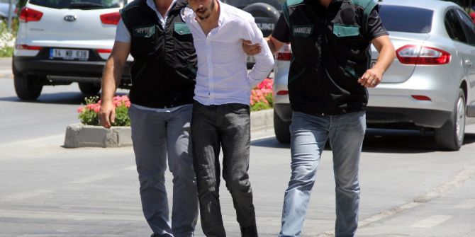 Uyuşturucuyla Yakalanan Genç Gözaltına Alındı