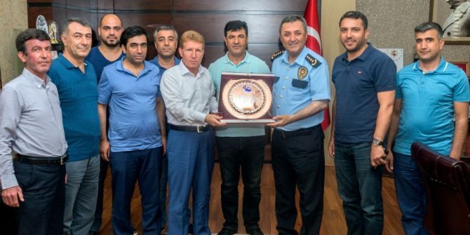 Tüyik-der’den 15 Temmuz Plaketi