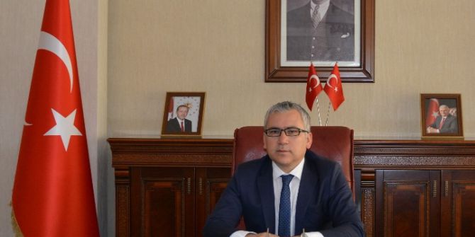Niğde Valisi Yılmaz Şimşek; ‘‘Sorumluluk Bilinci İçinde Görevini Yerine Getiren Özgür Basın, Demokratik Toplum Düzeninin Korunmasının En Büyük Güvencesidir.’’