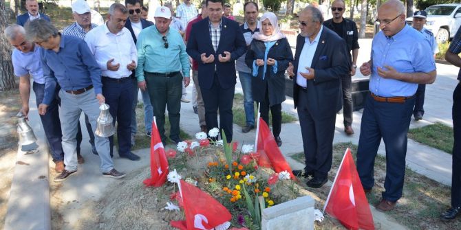 Aybüke Öğretmen İçin Bir Araya Gelen Siyasiler Birlik Ve Beraberlik Mesajı Verdi