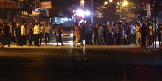 İki Grup Arasında Çıkan Silahlı Kavgaya Biber Gazlı Müdahale