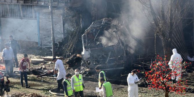 Afganistan’da Bombalı Araçla Saldırı: 24 Ölü, 42 Yaralı