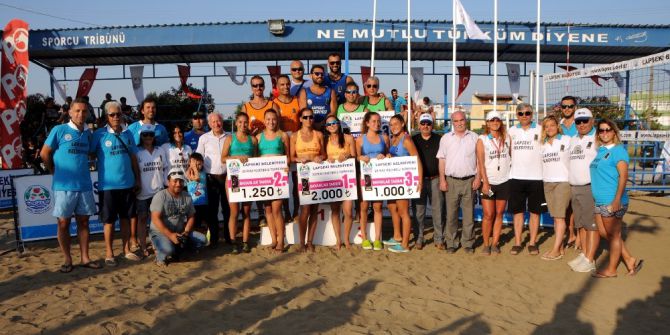 20. Geleneksel Lapseki Plaj Voleybolu Sona Erdi
