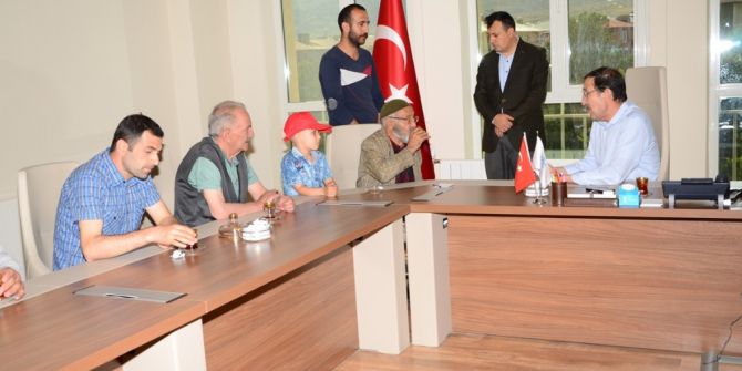 Palandöken Halkı Derdini Doğrudan Başkana Anlatıyor