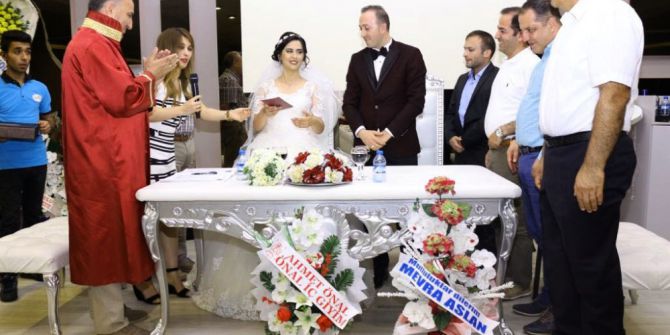 Çomoğluları Ailesinin Mutlu Günü